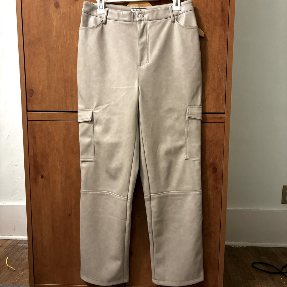 Bagatelle Faux Leather Beige Tan High Rise Pants Women’s M Cargo